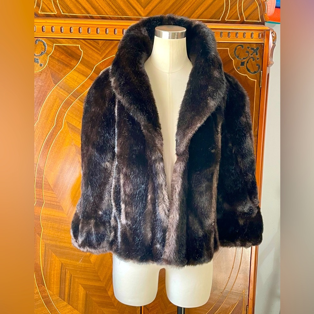 1940s Lepshire Faux Fur Capelet